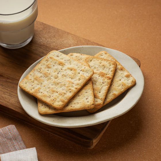 Wheat Bran Saltine Cracker 麥麩苏打饼  (400g)